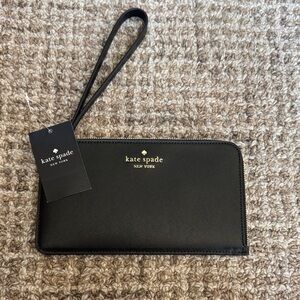 Kate Spade Medium Black Zip-Around Saffiano LeatherWristlet